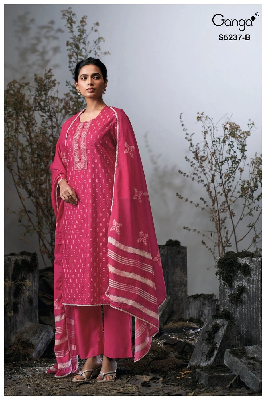 Ganga-Cazzie
S5237(Rs.1640 per piece: total 4 piece) 2