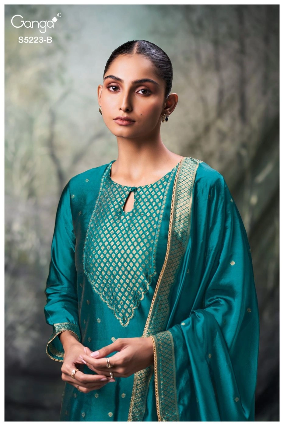 Ganga-Rimika
S5223(Rs.1999 per piece: total 4 piece) 1