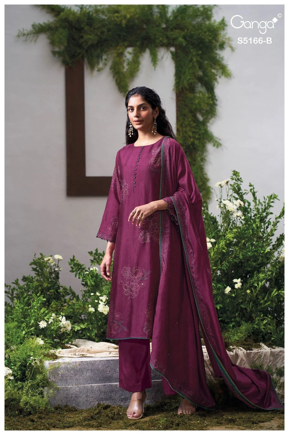 Ganga-Ines
S5166(Rs.2350 per piece: total 2 piece) 5