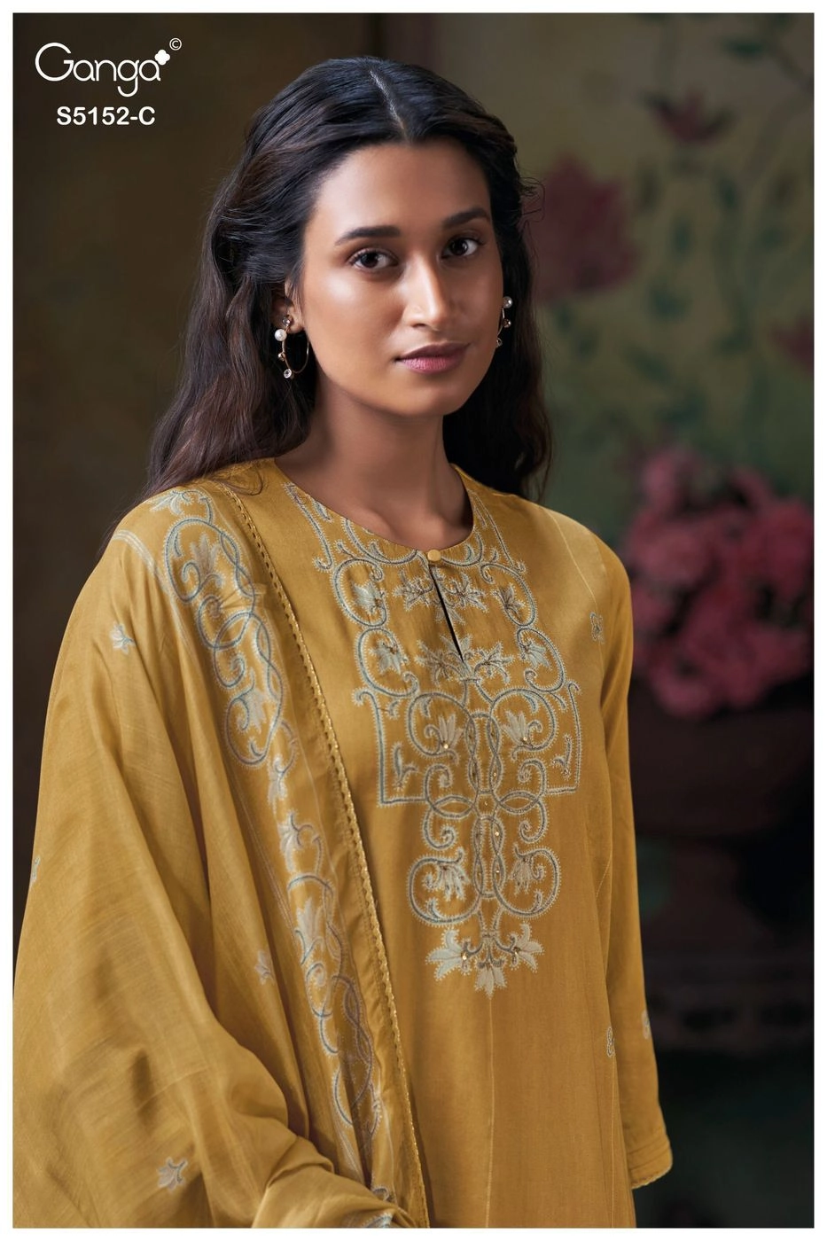 Ganga-Tabinda
S5152(Rs.1760 per piece: total 4 piece) 6