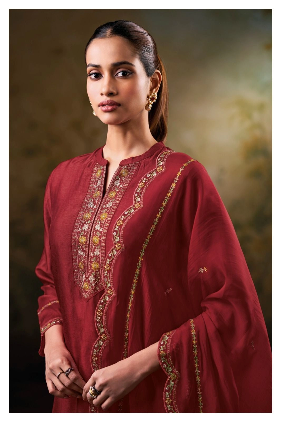 Ganga-Rishita
S5195(Rs.2580 per piece: total 2 piece) 4