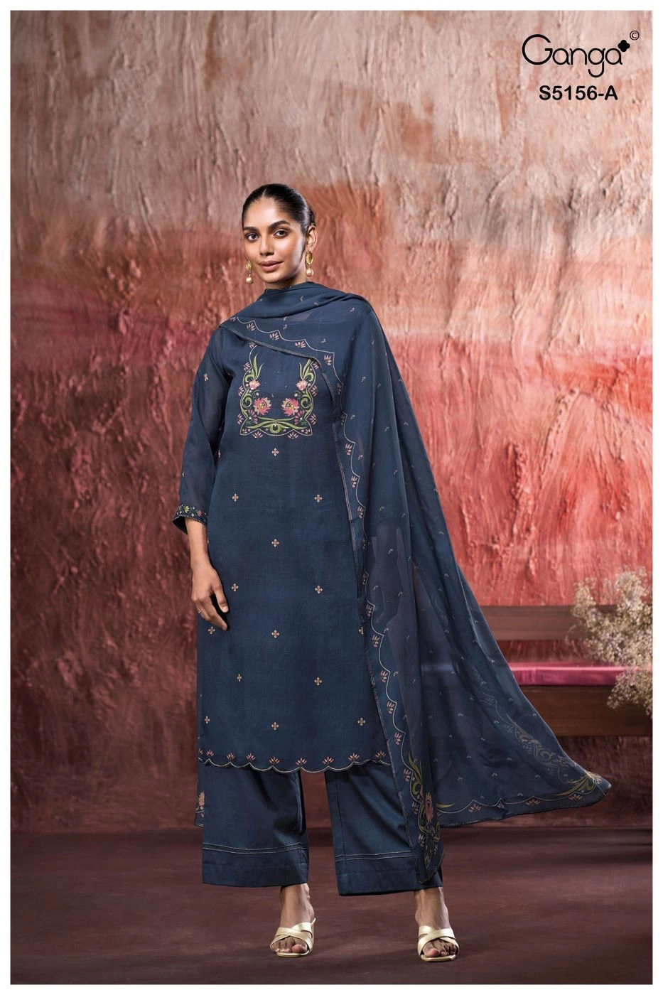 Ganga-Pearle
S5156(Rs.2295 per piece: total 2 piece) 4