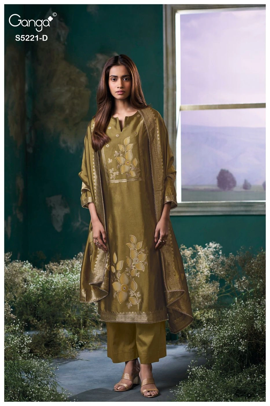 Ganga-Krishvi
S5221(Rs.2165 per piece: total 4 piece) 1