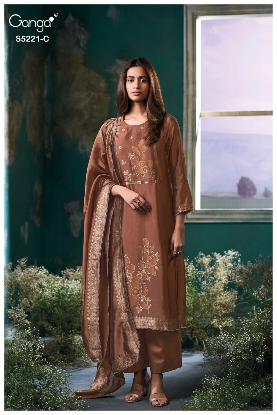 Ganga-Krishvi
S5221(Rs.2165 per piece: total 4 piece) 7