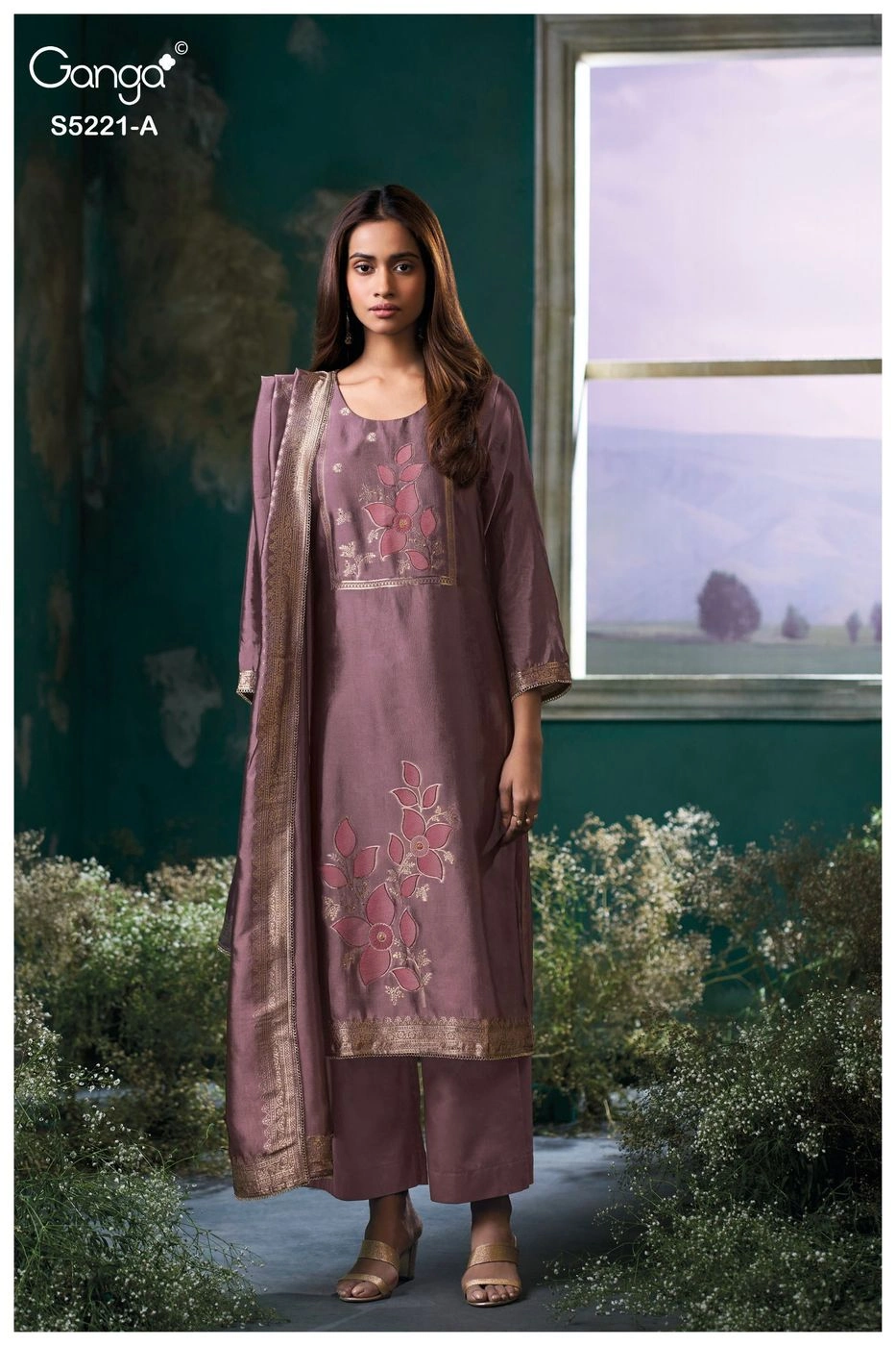 Ganga-Krishvi
S5221(Rs.2165 per piece: total 4 piece) 9