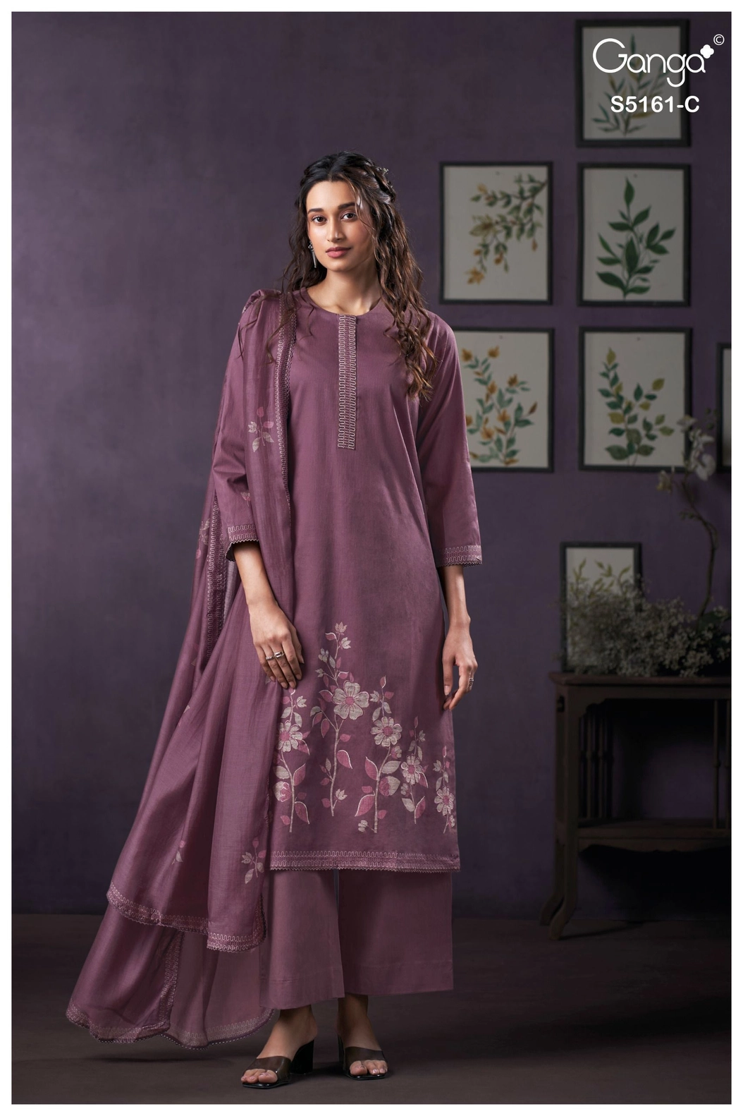 Ganga-SULAGNA
S5161(Rs.1930 per piece : total 4 piece) 2