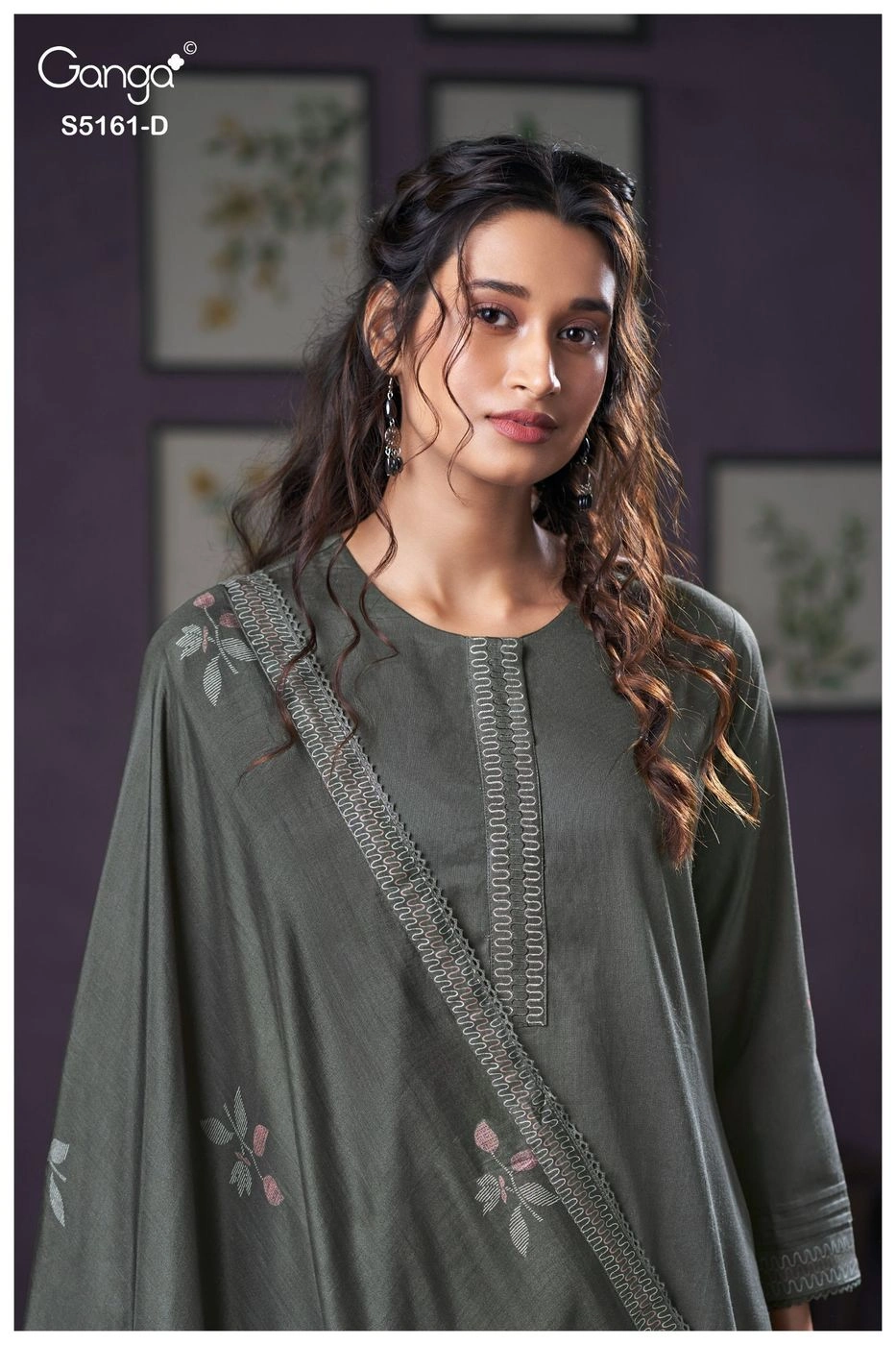 Ganga-SULAGNA
S5161(Rs.1930 per piece : total 4 piece) 3