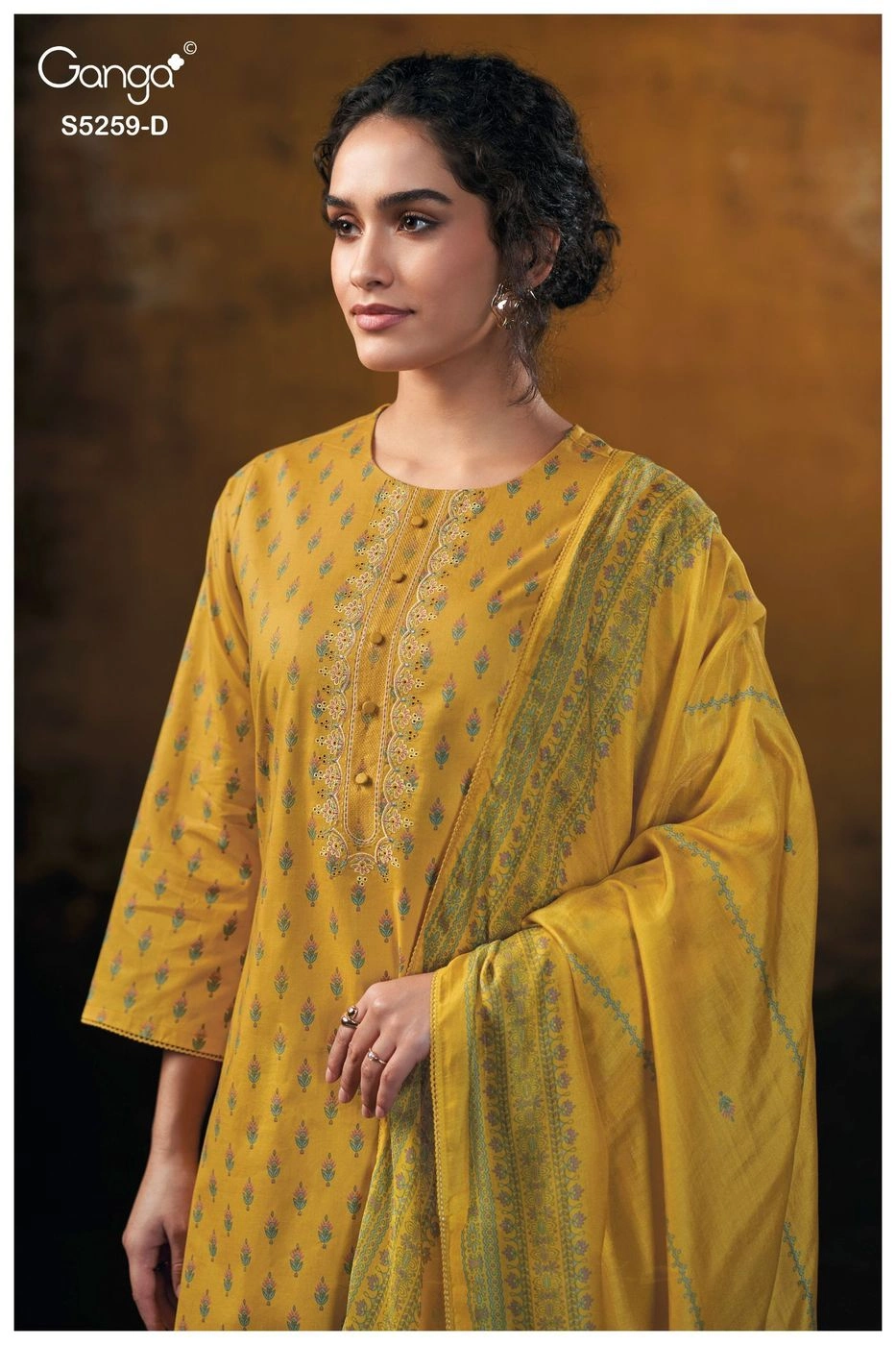 Ganga-Lizzie
S5259(Rs.1795 per piece: total 4 piece) 4