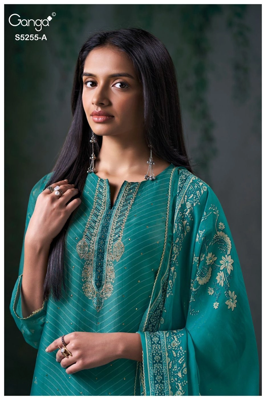 Ganga-Vanea
S5255(Rs.2090 per piece: total 2 piece) 1