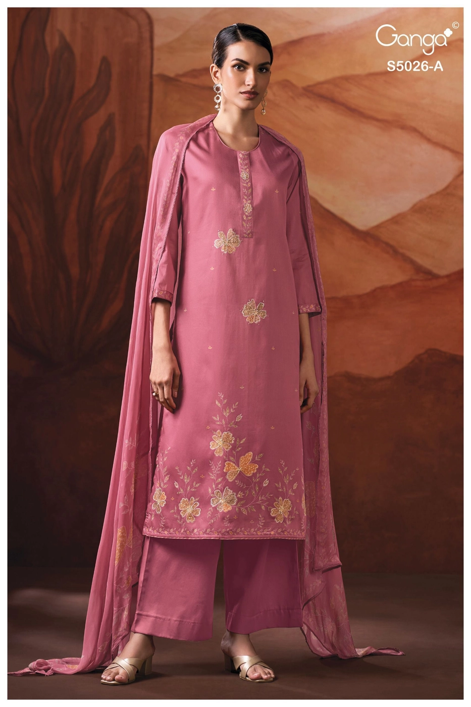 Ganga-Naayira
S5026(Rs.1795 per piece: total 4 piece) 2