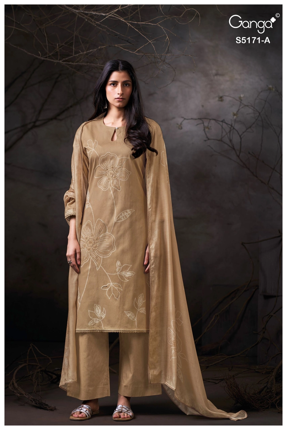 Ganga-Avnur
S5171(Rs.1930 per piece: total 4 piece) 6
