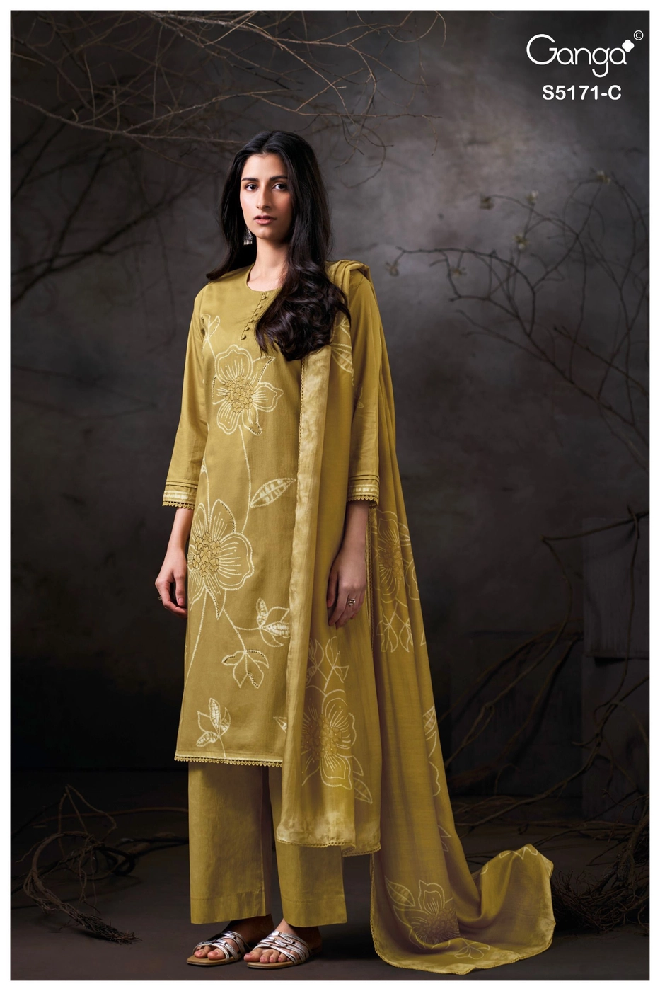 Ganga-Avnur
S5171(Rs.1930 per piece: total 4 piece) 9
