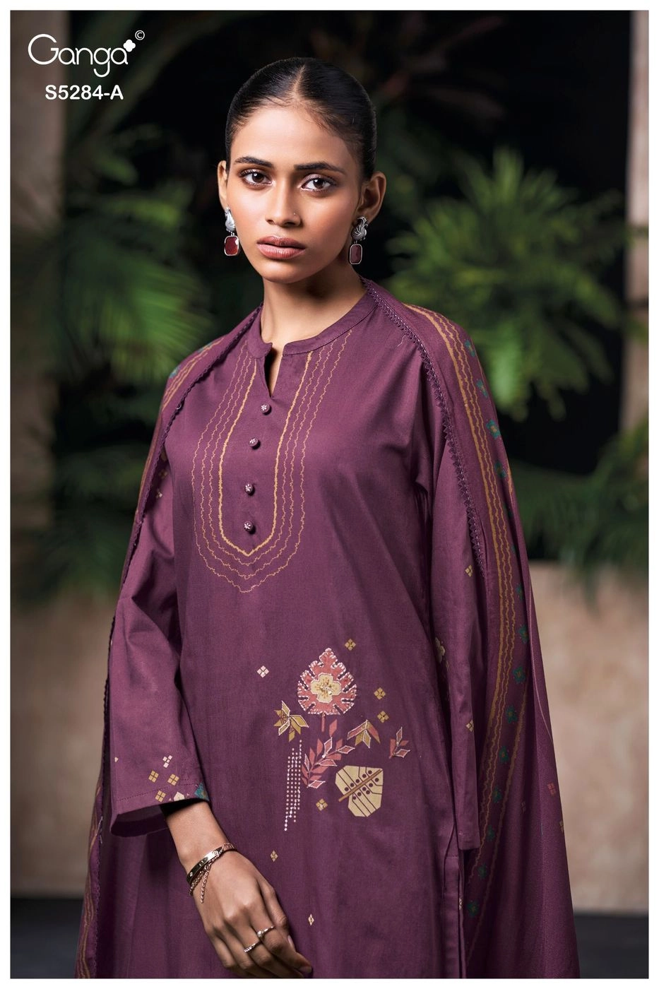 Ganga-Perina
S5284(Rs.1855 per piece: total 4 piece) 6