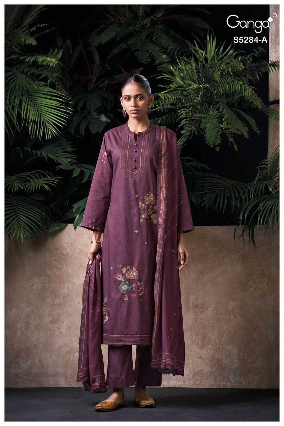Ganga-Perina
S5284(Rs.1855 per piece: total 4 piece) 7