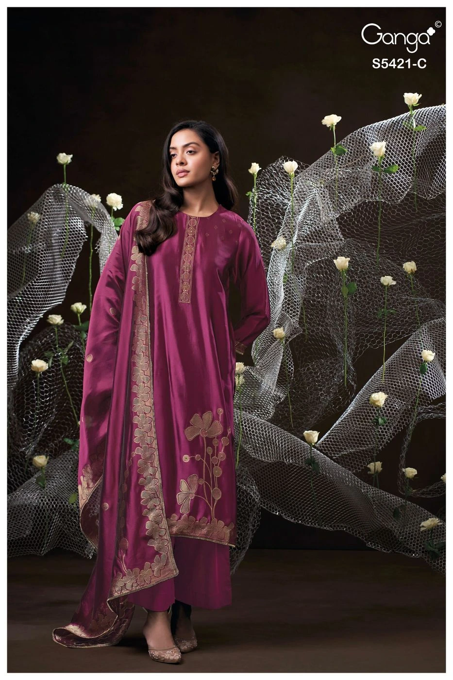Ganga-Laevia
S5421(Rs.2050 per piece: total 4 piece) 5