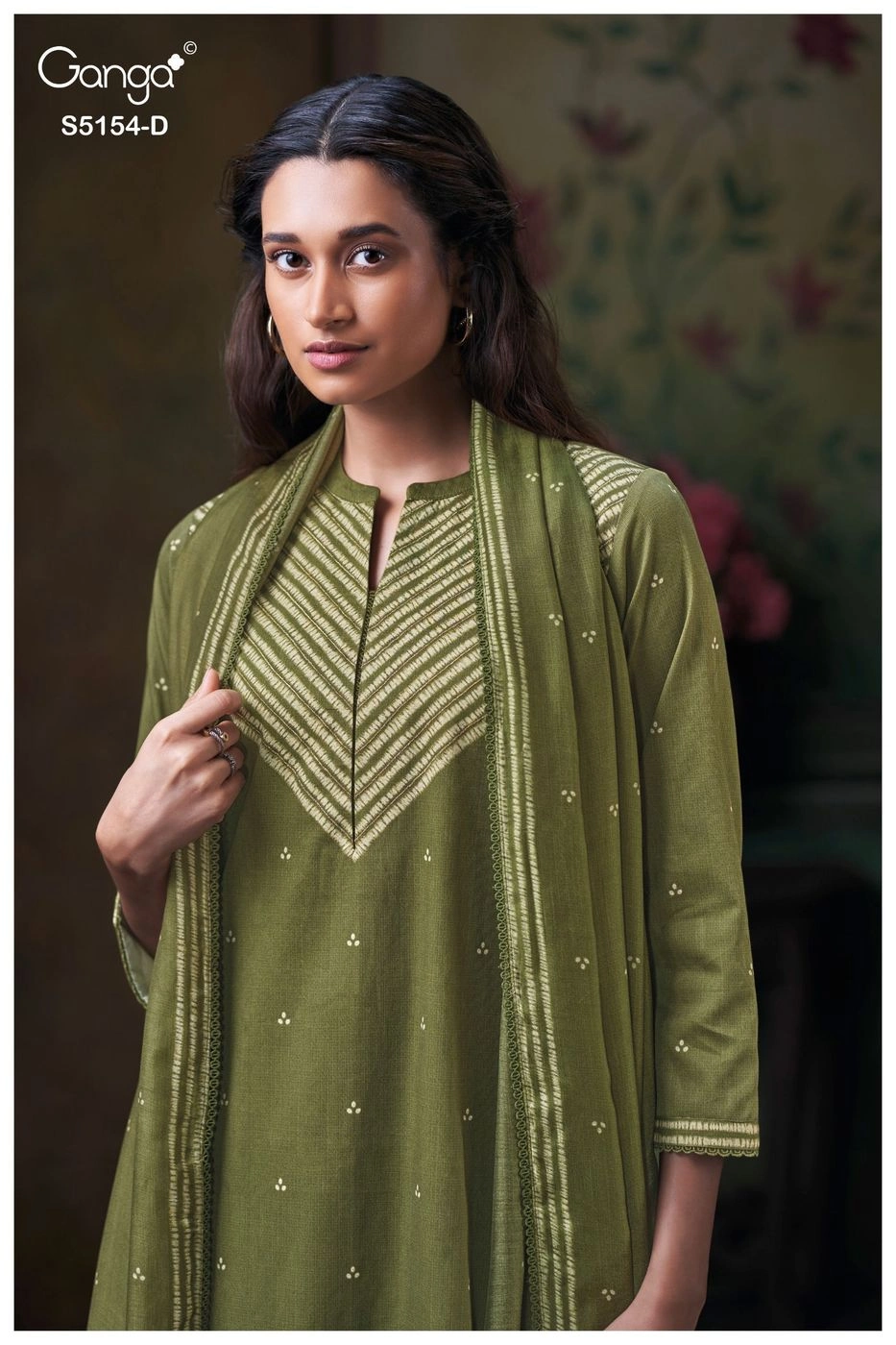 Ganga-Saloni
S5154(Rs.1930 per piece: total 4 piece) 2