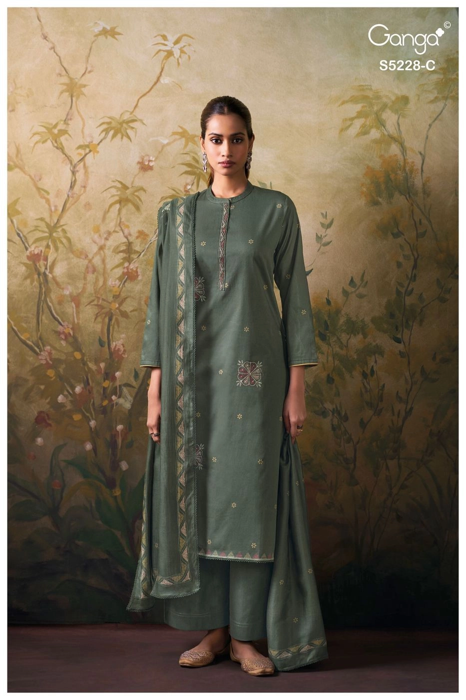 Ganga-Maheya
S5228(Rs.1930 per piece: total 4 piece) 3