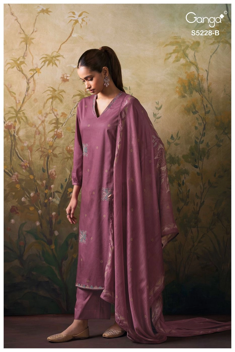 Ganga-Maheya
S5228(Rs.1930 per piece: total 4 piece) 9