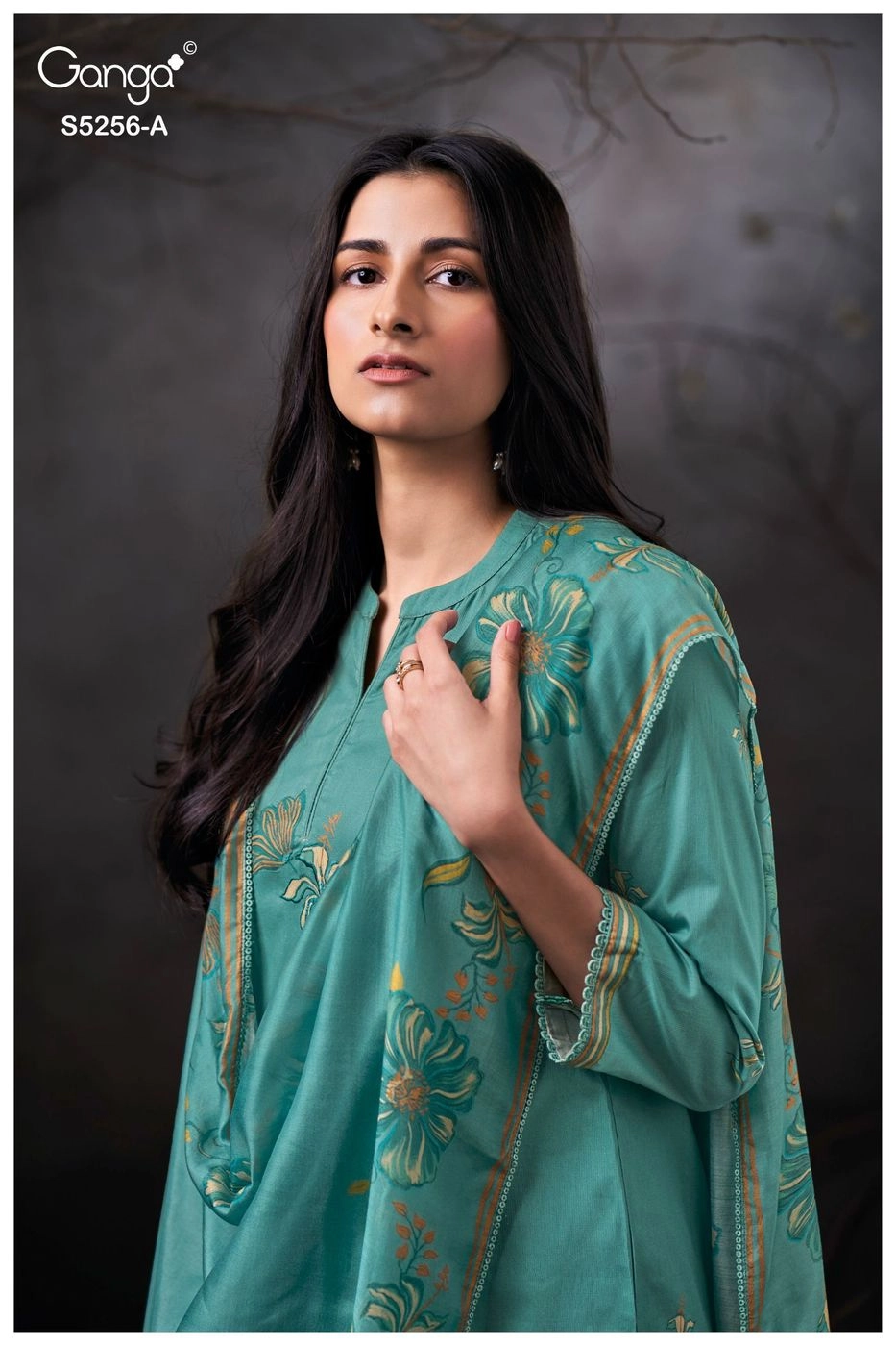Ganga-Rianika
S5256(Rs.1930 per piece: total 4 piece) 7