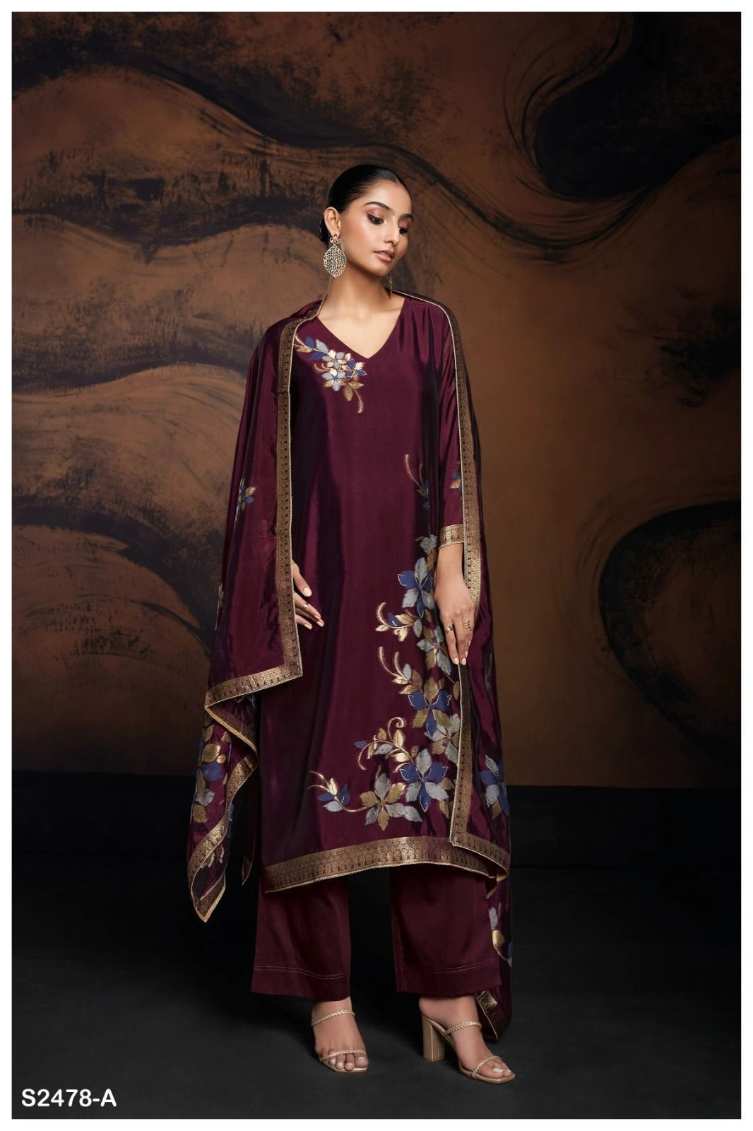 Ganga-Evania
S2478(Rs.2165 per piece: total 8 piece) 2