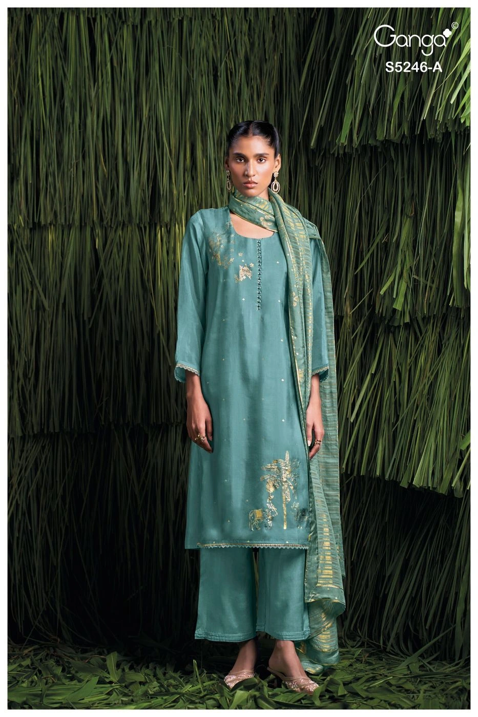 Ganga-Celinea
S5246(Rs.2265 per piece: total 2 piece) 2