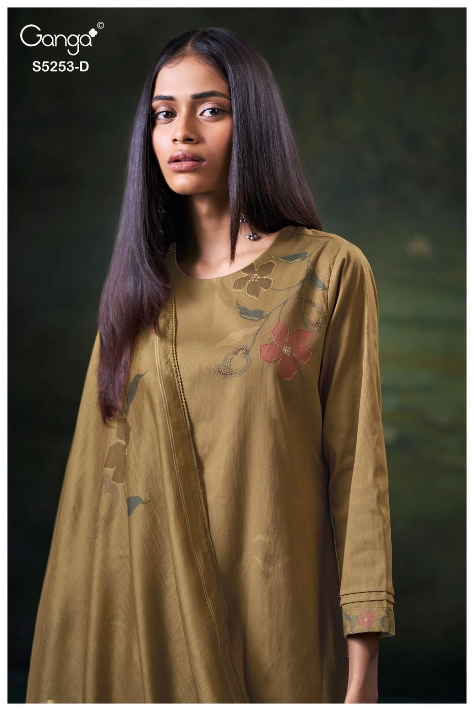 Ganga-Elasa
S5253(Rs.1855 per piece: total 4 piece) 6