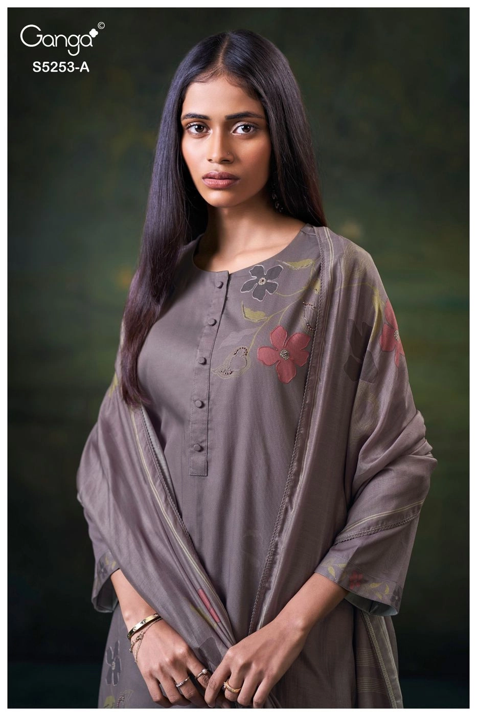 Ganga-Elasa
S5253(Rs.1855 per piece: total 4 piece) 8