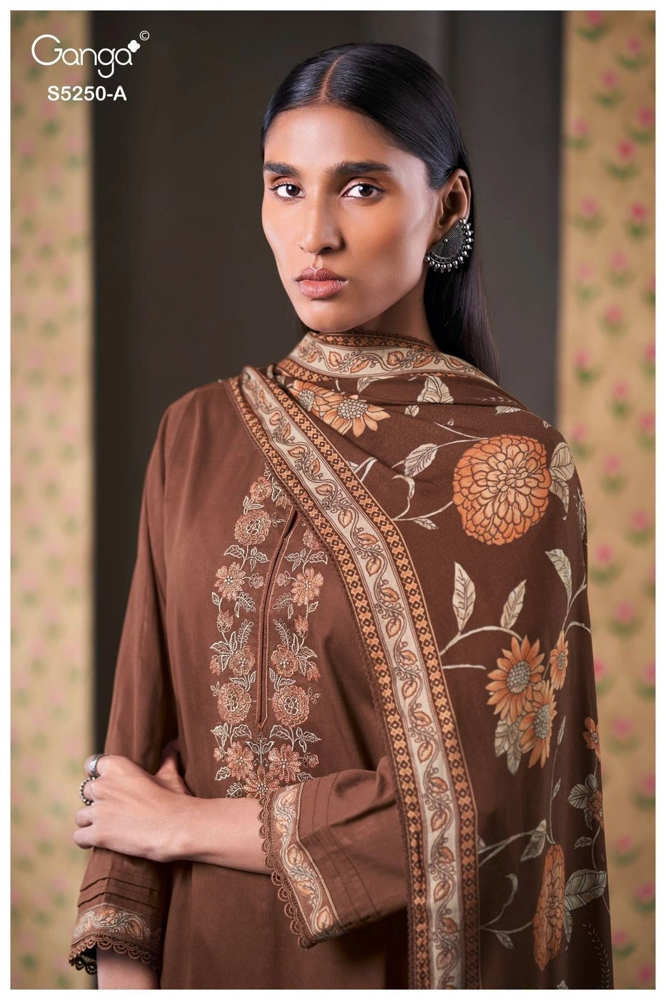 Ganga-Faena
S5250(Rs.1855 per piece: total 4 piece) 3