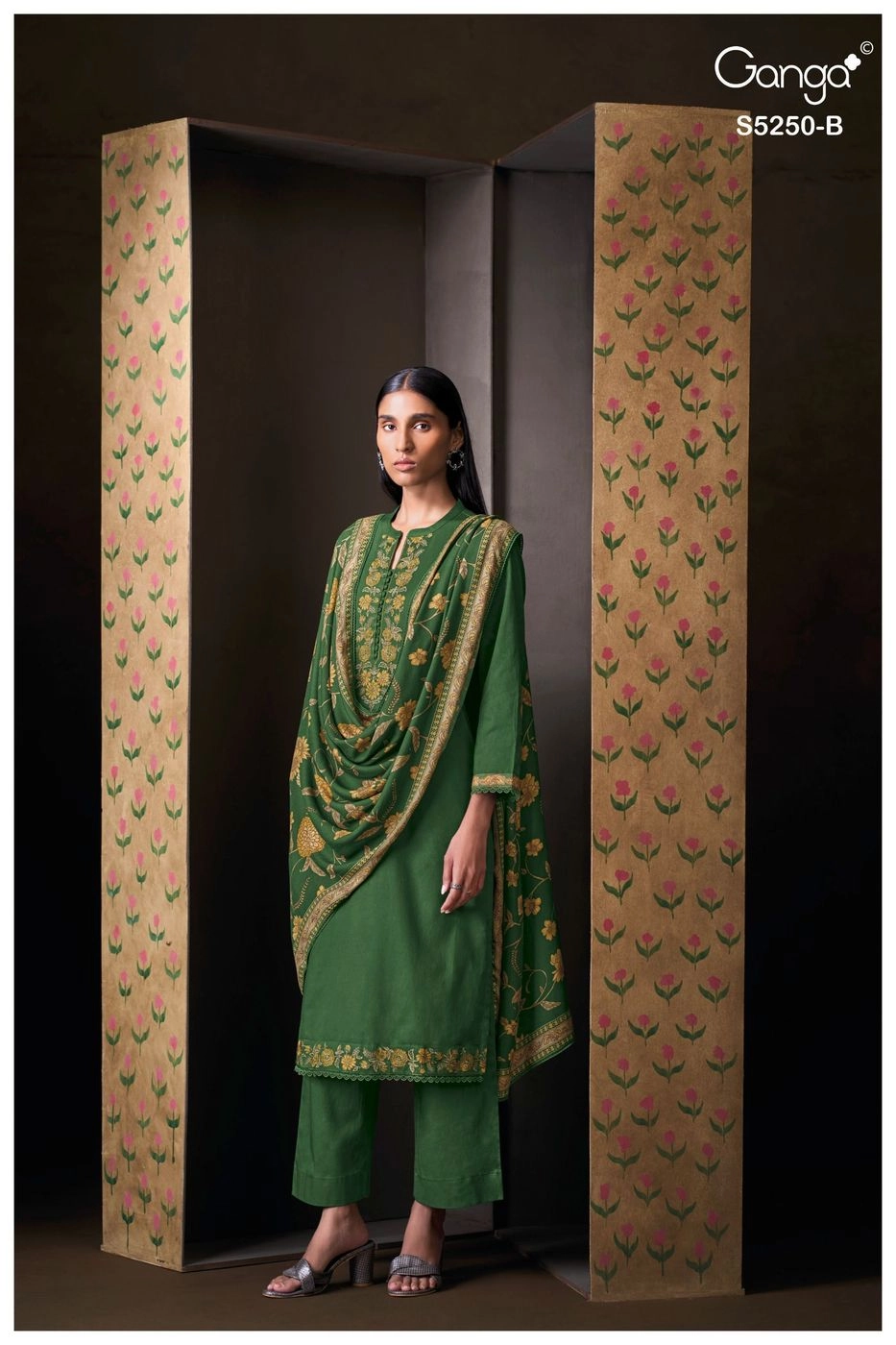 Ganga-Faena
S5250(Rs.1855 per piece: total 4 piece) 6