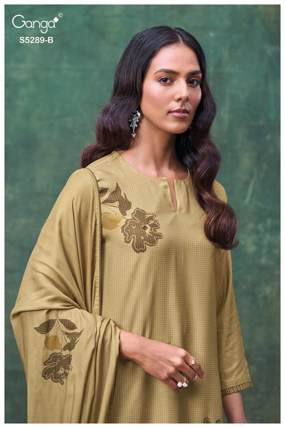 Ganga-Belena
S5289(Rs.1675 per piece: total 4 piece) 7