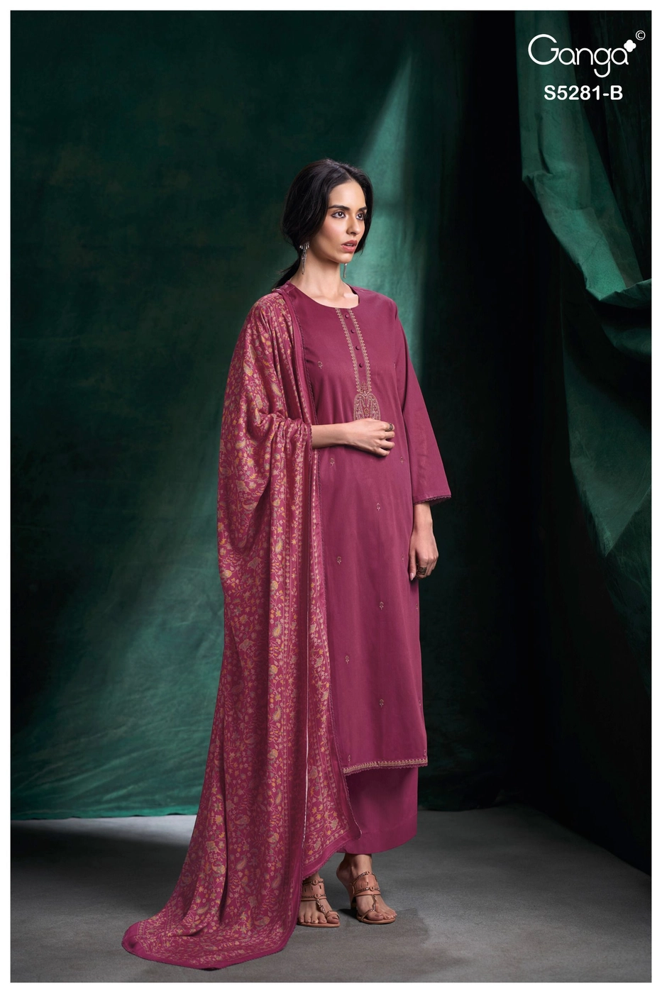 Ganga-Hiyasha
S5281(Rs.1855 per piece: total 4 piece) 3