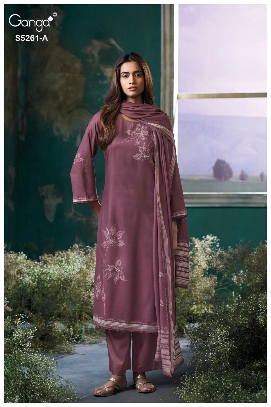 Ganga-Simisha
S5261(Rs.1675 per piece: total 4 piece) 6