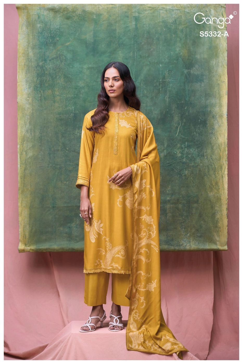 Ganga-Elarya
S5332(Rs.1695 per piece: total 4 piece) 2