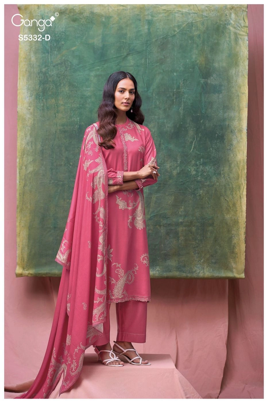 Ganga-Elarya
S5332(Rs.1695 per piece: total 4 piece) 4