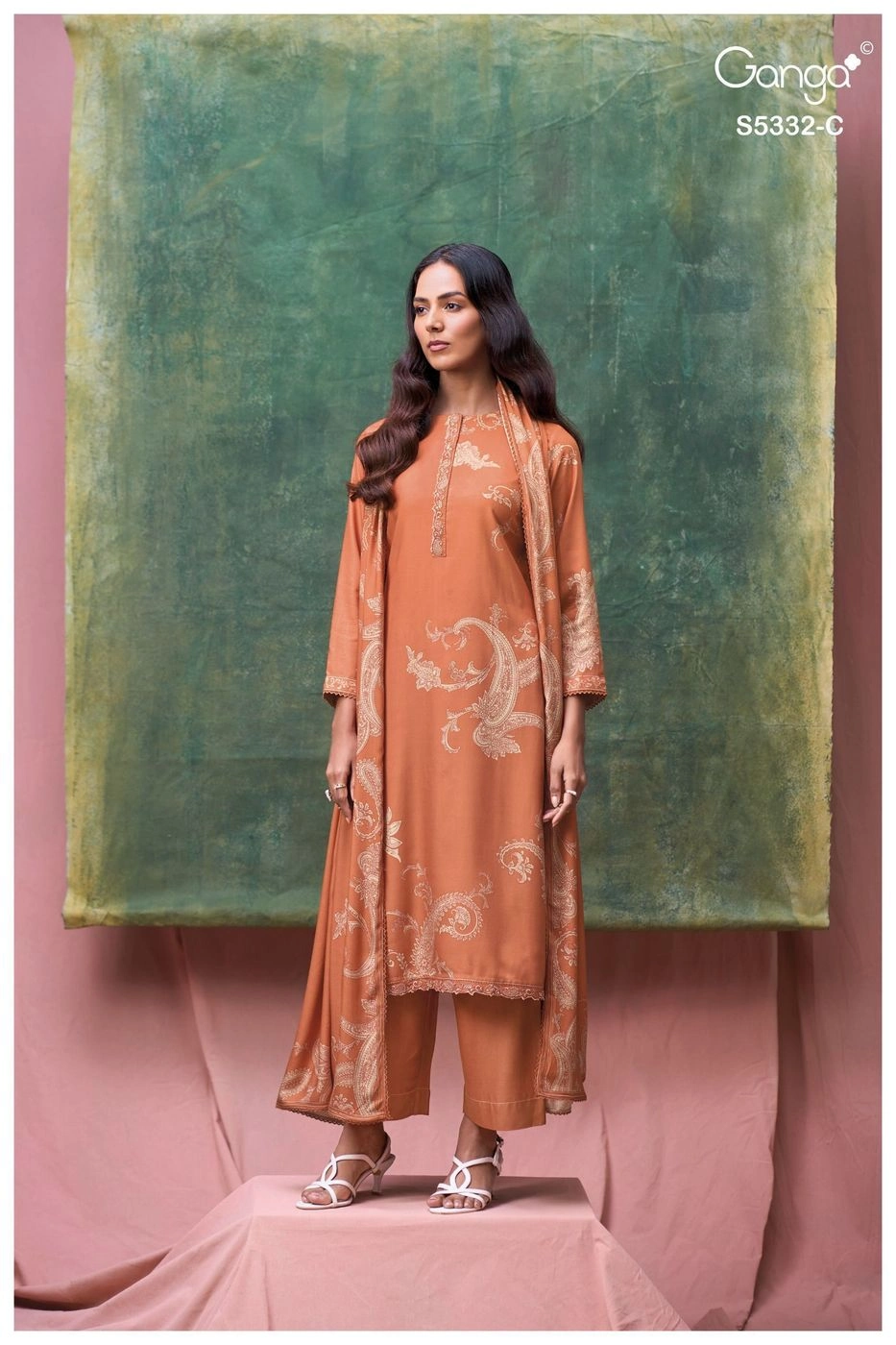 Ganga-Elarya
S5332(Rs.1695 per piece: total 4 piece) 8