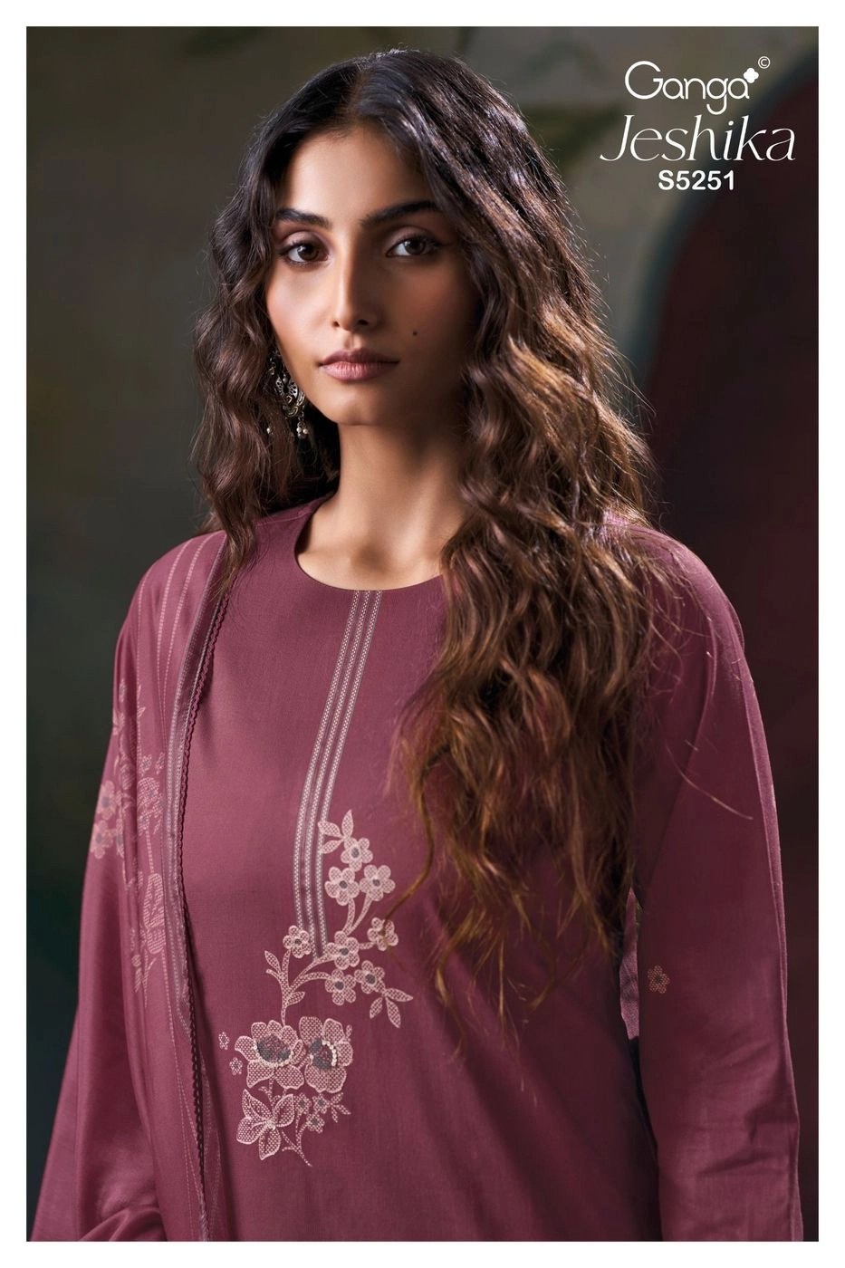 Ganga-Jeshika
S5251(Rs.1930 per piece: total 4 piece) 5
