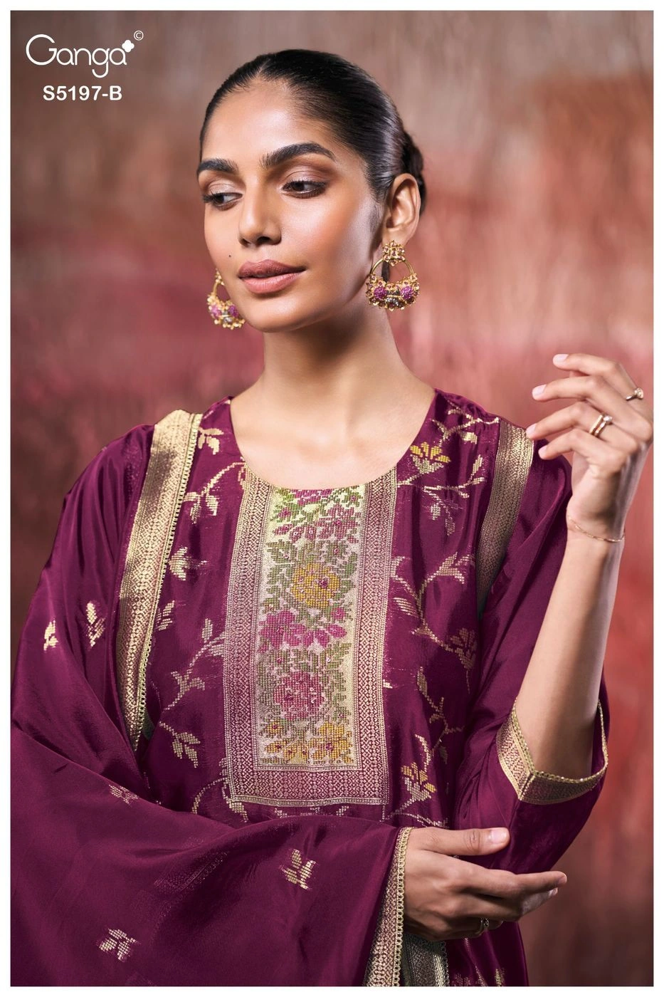 Ganga-Nishtha
S5197(Rs.2165 per piece: total 4 piece) 3