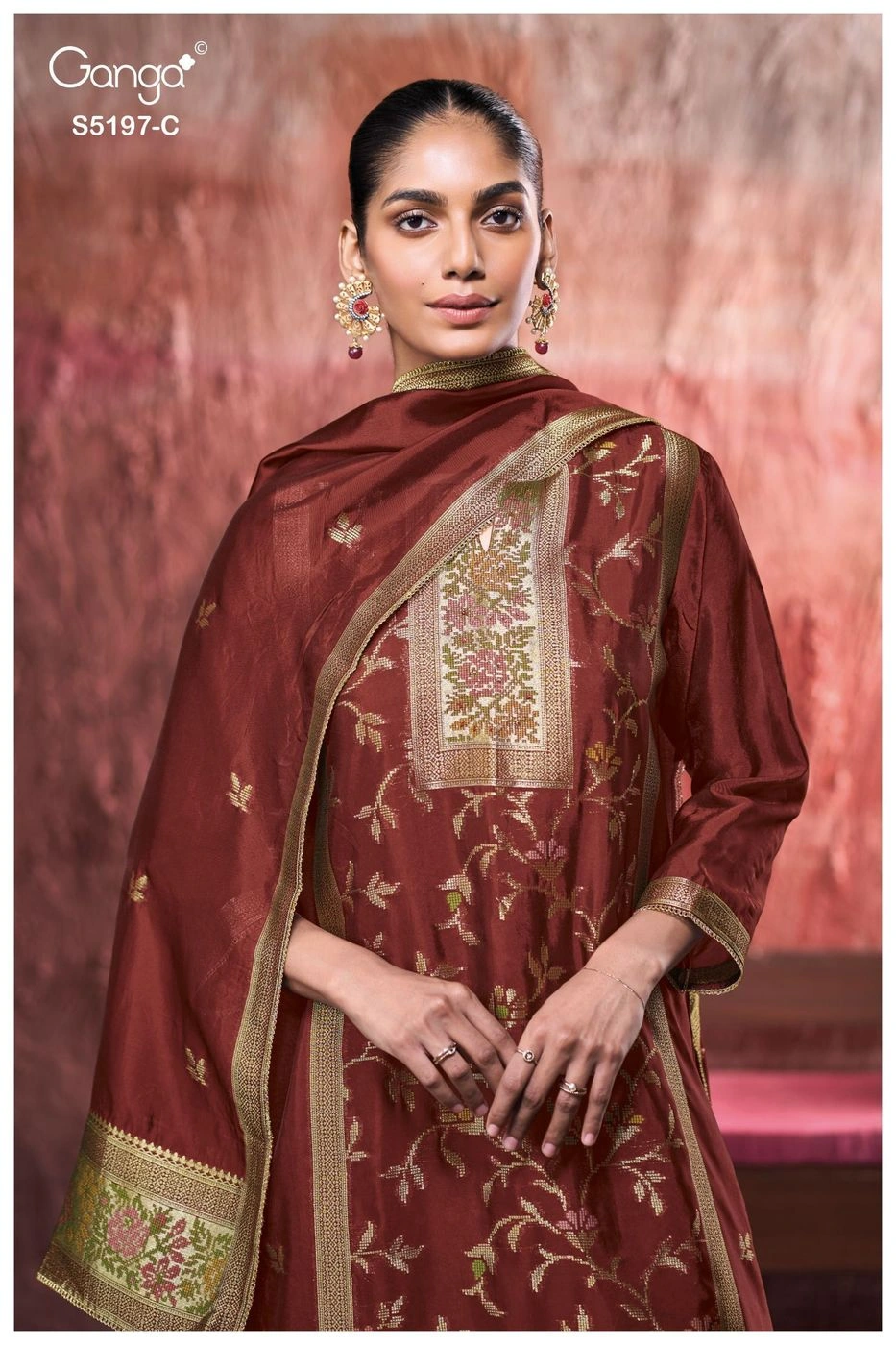 Ganga-Nishtha
S5197(Rs.2165 per piece: total 4 piece) 7