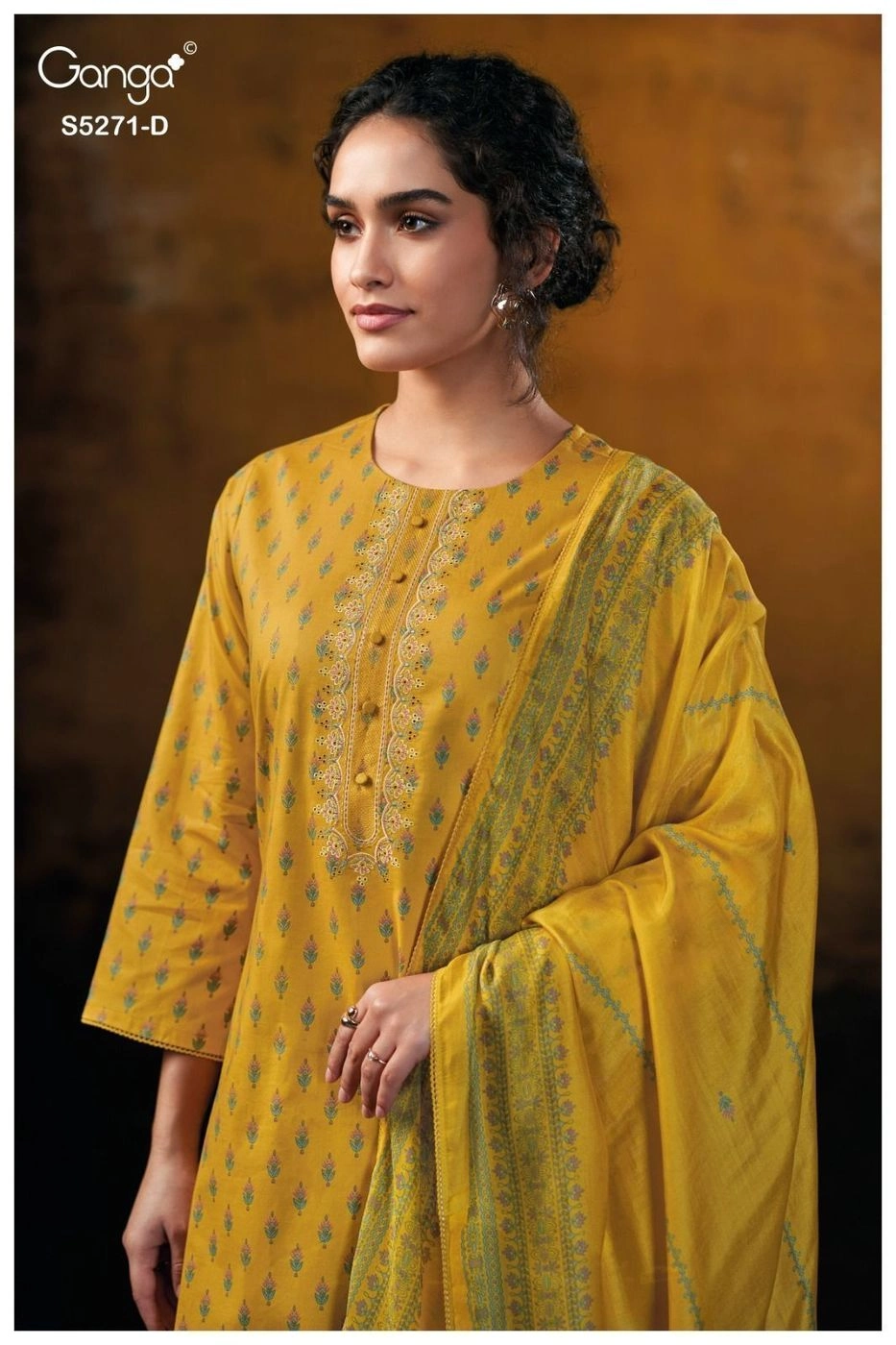 Ganga-Ursula
S5271(Rs.1825 per piece: total 4 piece) 5