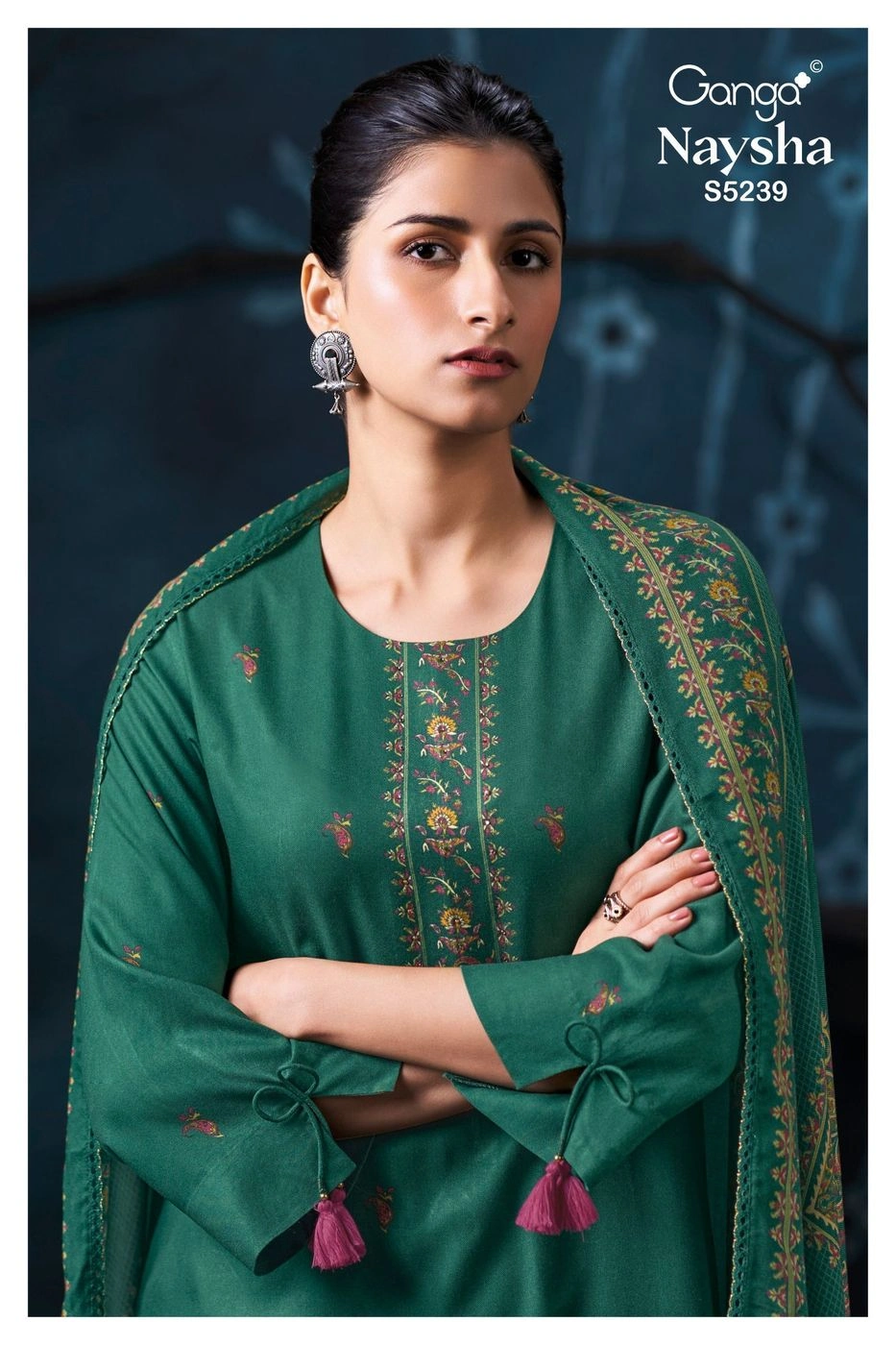 Ganga-Naysha
S5239(Rs.1675 per piece: total 4 piece) 6