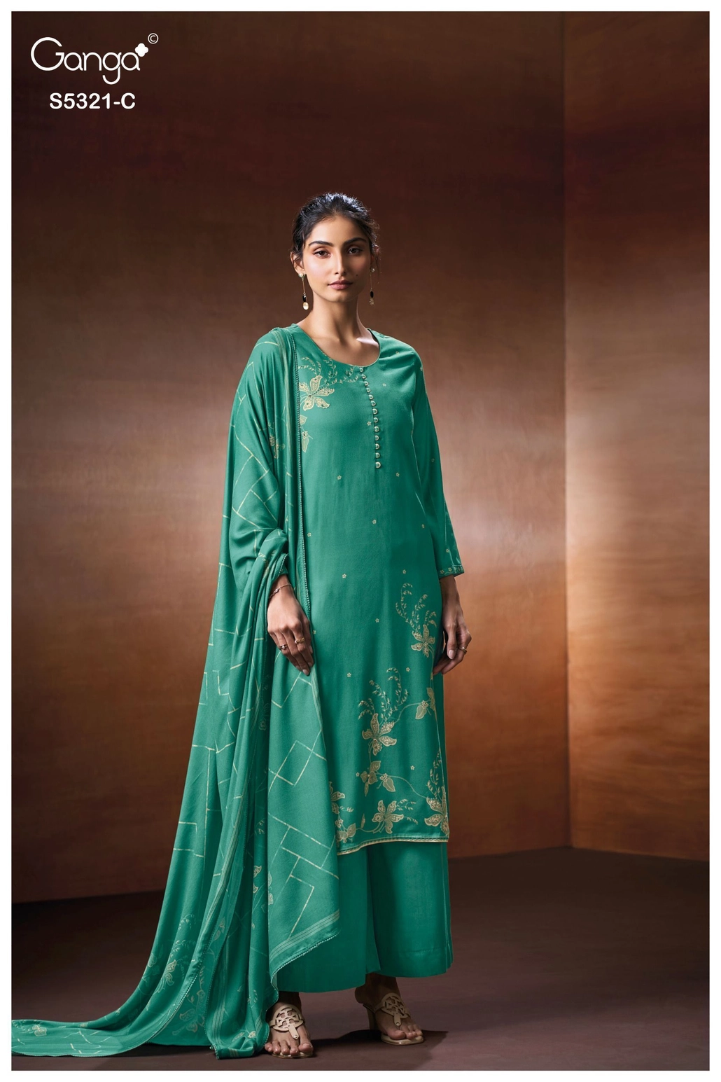 Ganga-Fionel
S5321(Rs.1695 per piece: total 4 piece) 3