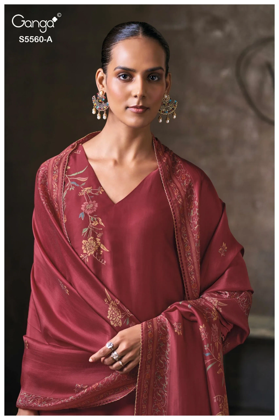 Ganga-Selysia
S5560(Rs.2350 per piece: total 2 piece) 3