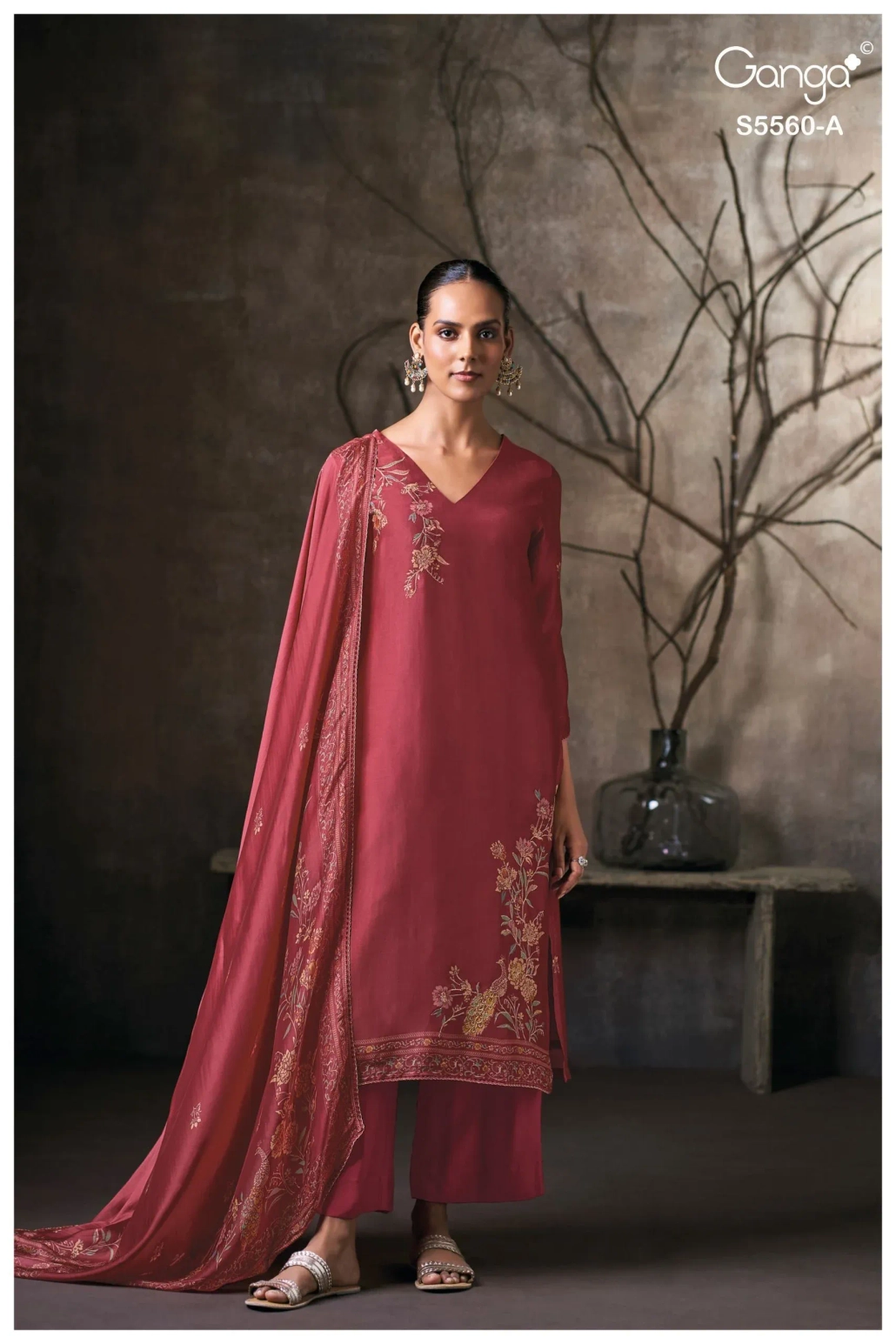 Ganga-Selysia
S5560(Rs.2350 per piece: total 2 piece) 4