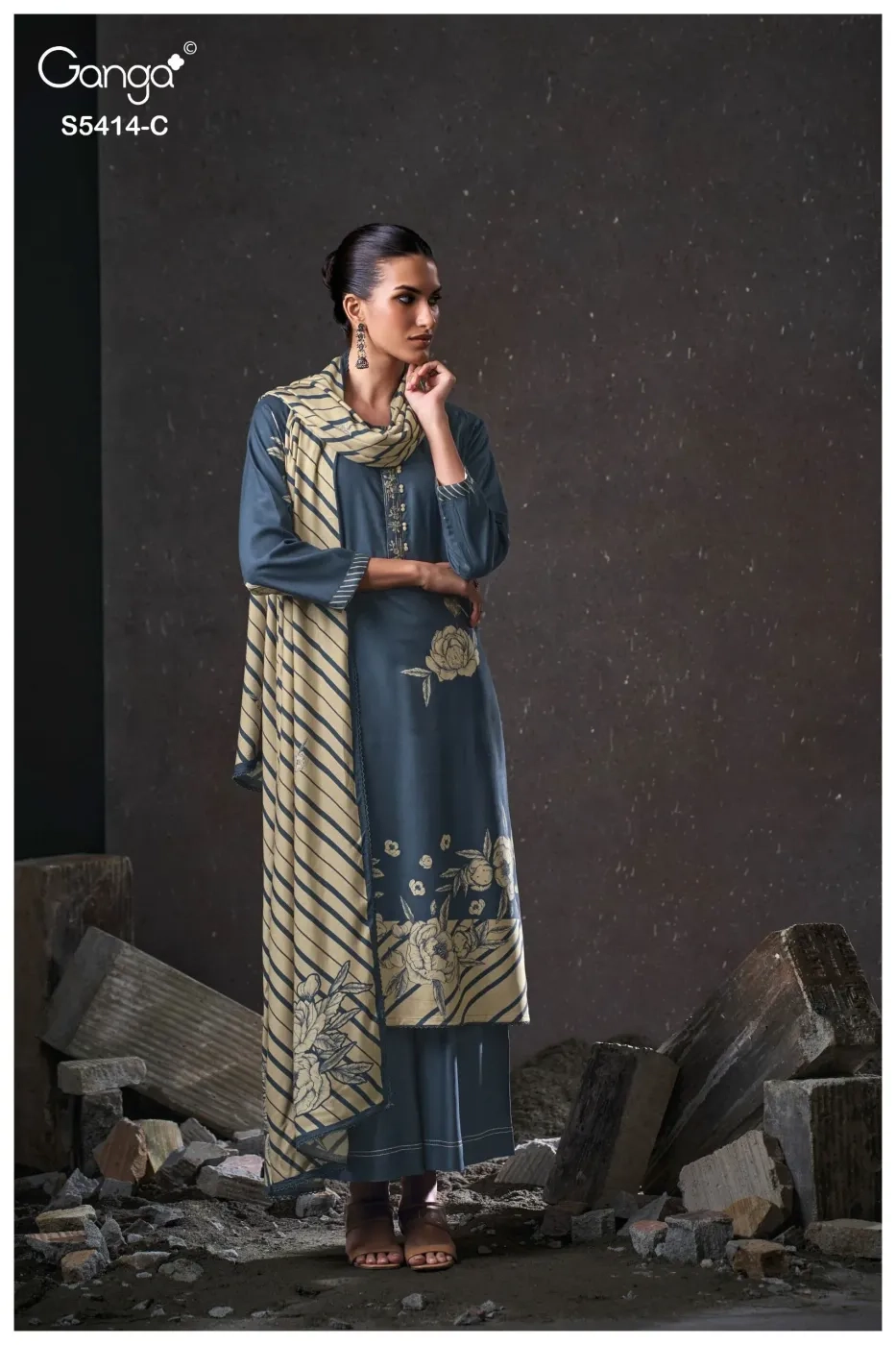 Ganga-Zenaida
S5414(Rs.1695 per piece: total 4 piece) 2