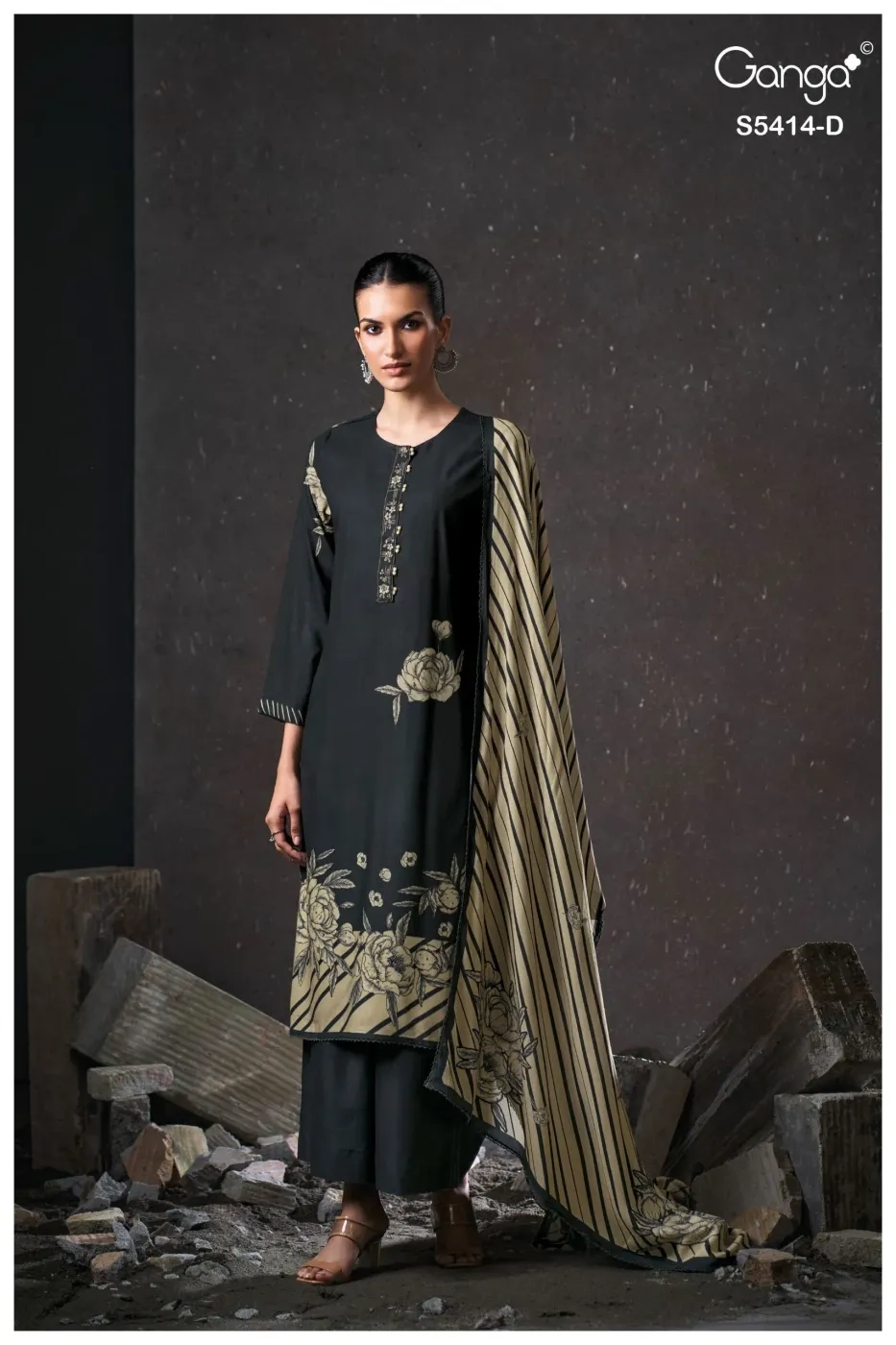 Ganga-Zenaida
S5414(Rs.1695 per piece: total 4 piece) 6