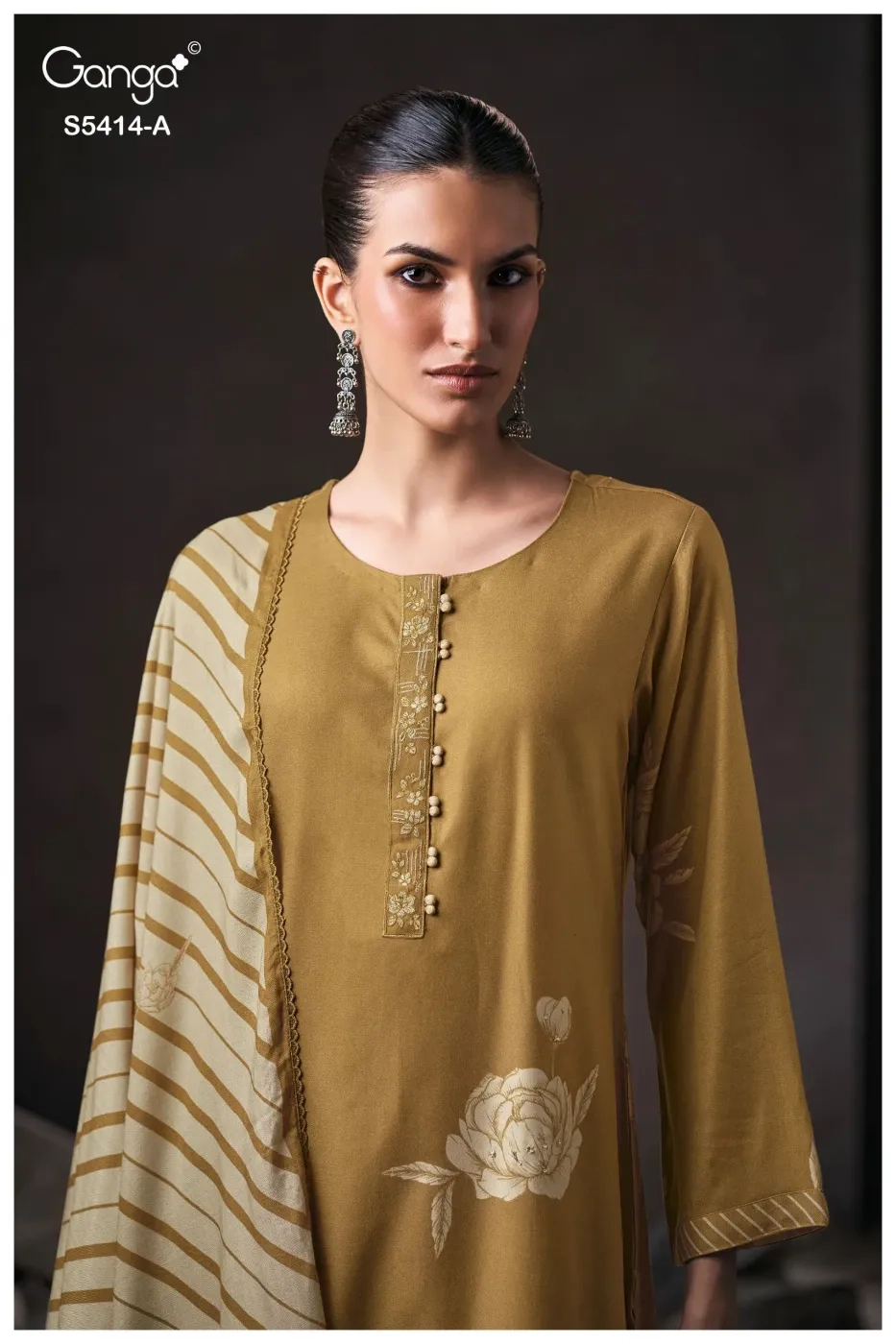 Ganga-Zenaida
S5414(Rs.1695 per piece: total 4 piece) 7