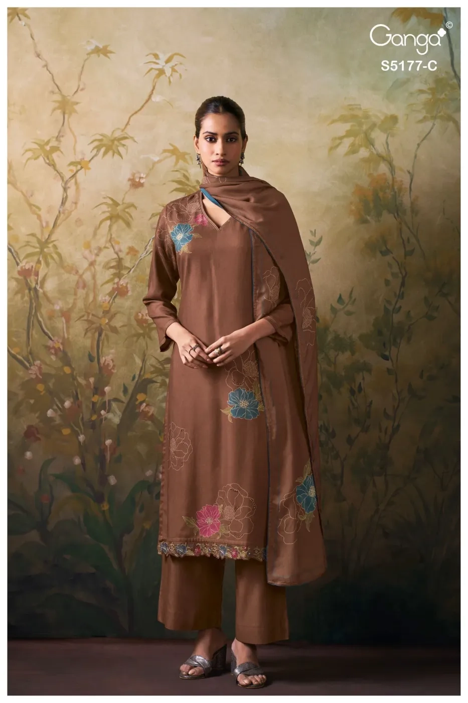 Ganga-Erem
S5177(Rs.1695 per piece: total 4 piece) 4