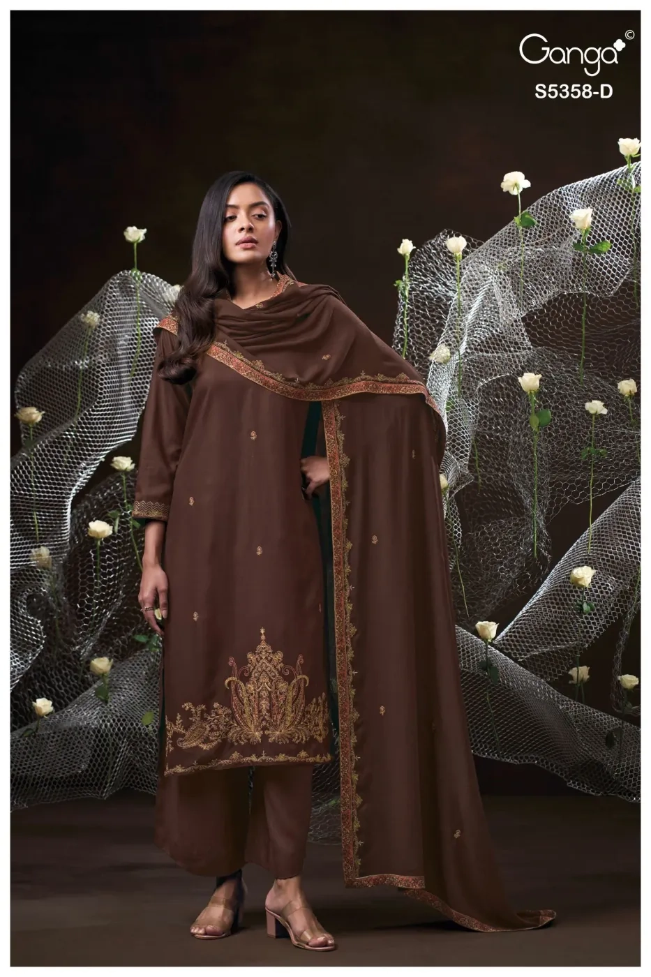 Ganga-Kiora
S5358(Rs.2175 per piece: total 4 piece) 2