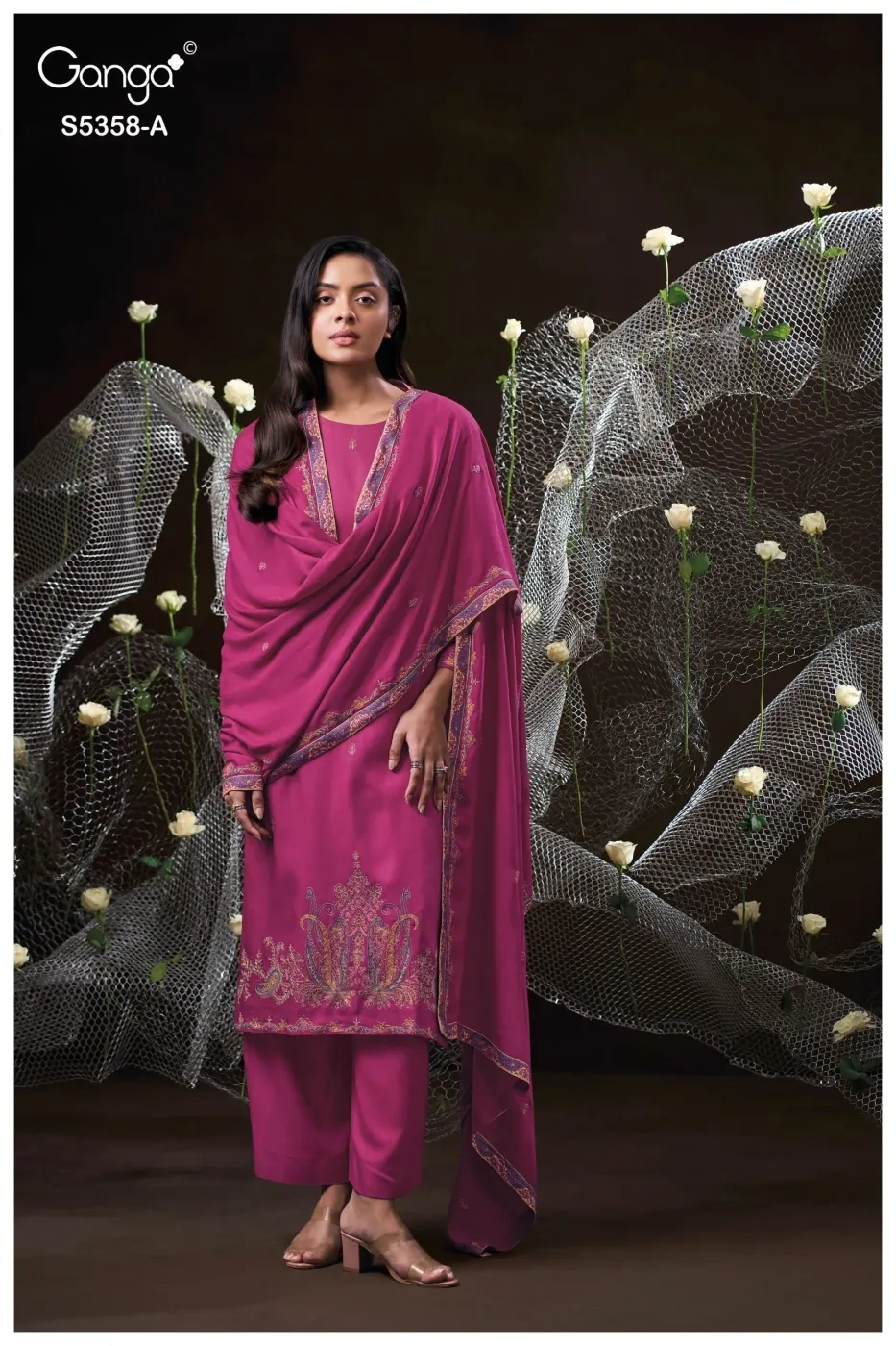 Ganga-Kiora
S5358(Rs.2175 per piece: total 4 piece) 6