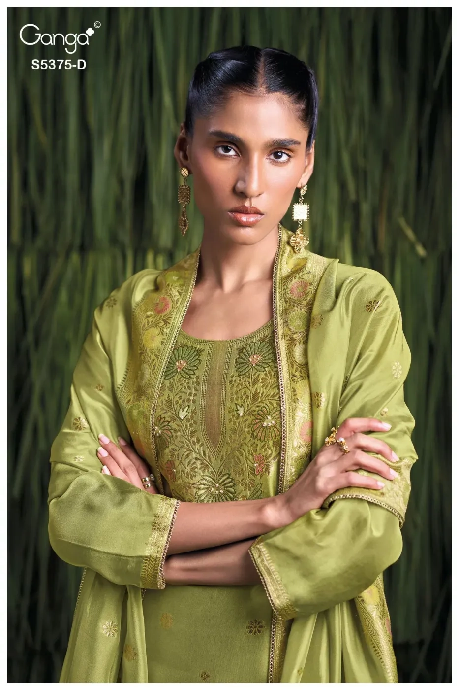 Ganga-Ruvana
S5375(Rs.2280 per piece: total 4 piece) 3